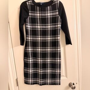 Chaps Black & White Plaid Long Sleeve Knit Dress - Size M - Preppy/Work